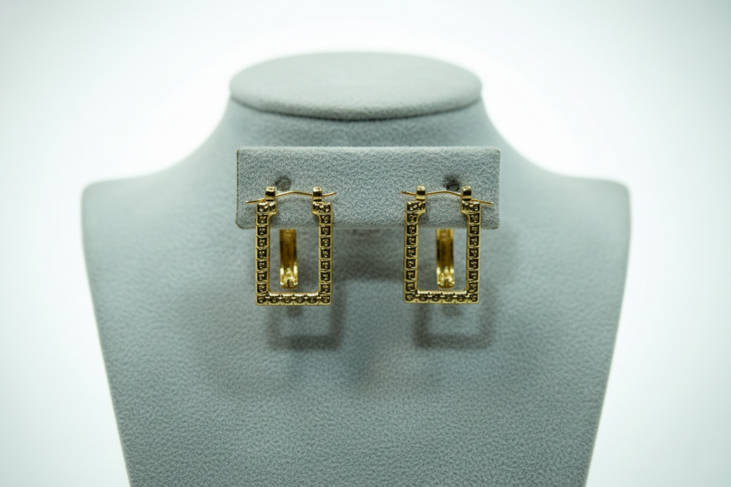 Square hoops Gold Earrings