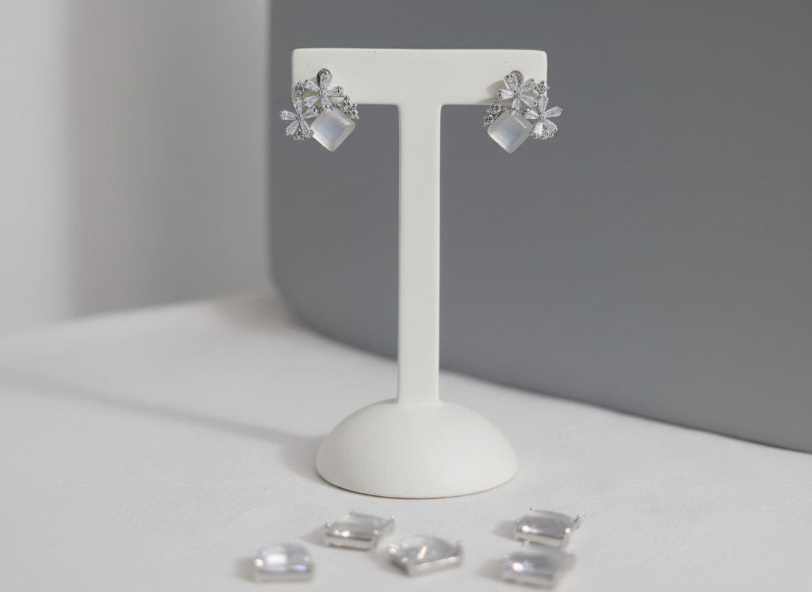 Luxury Charm White Earrings