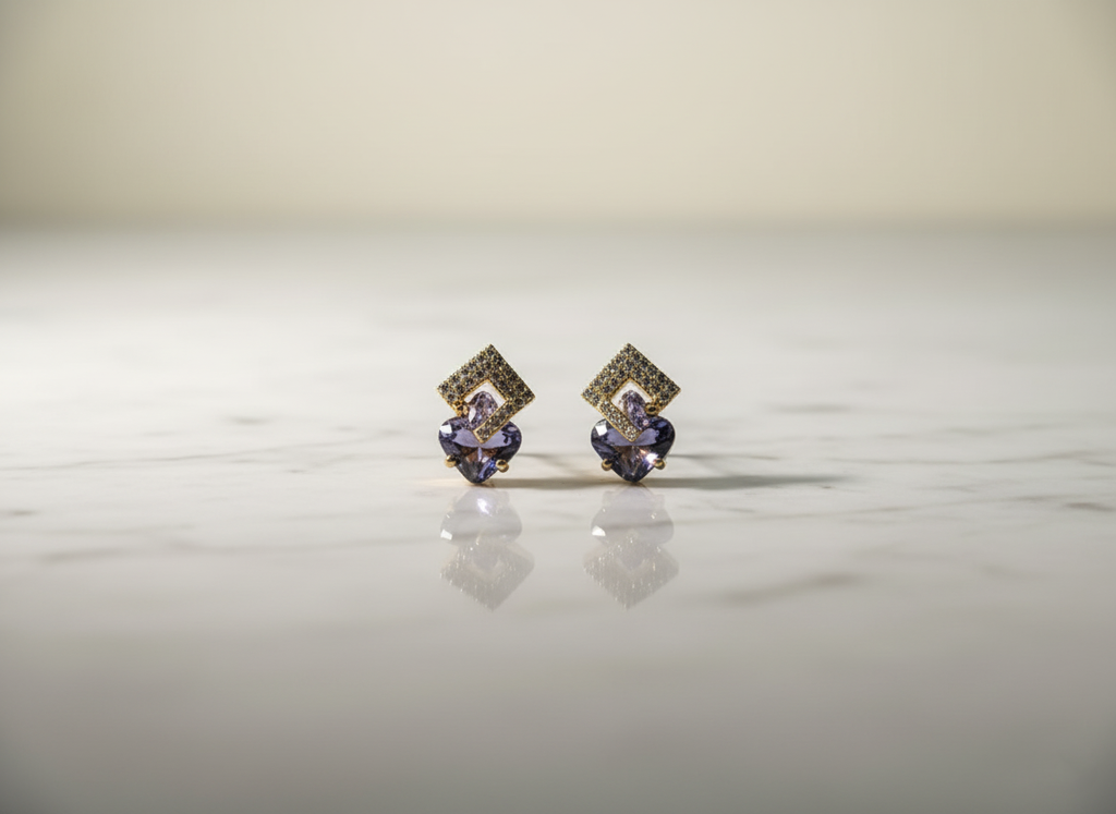 Viral Hot selling crystal studs Earring, Gold plated