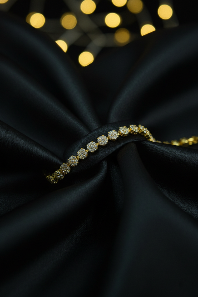 Vintage Diamond-Gold Bracelet Exclusive and Rare