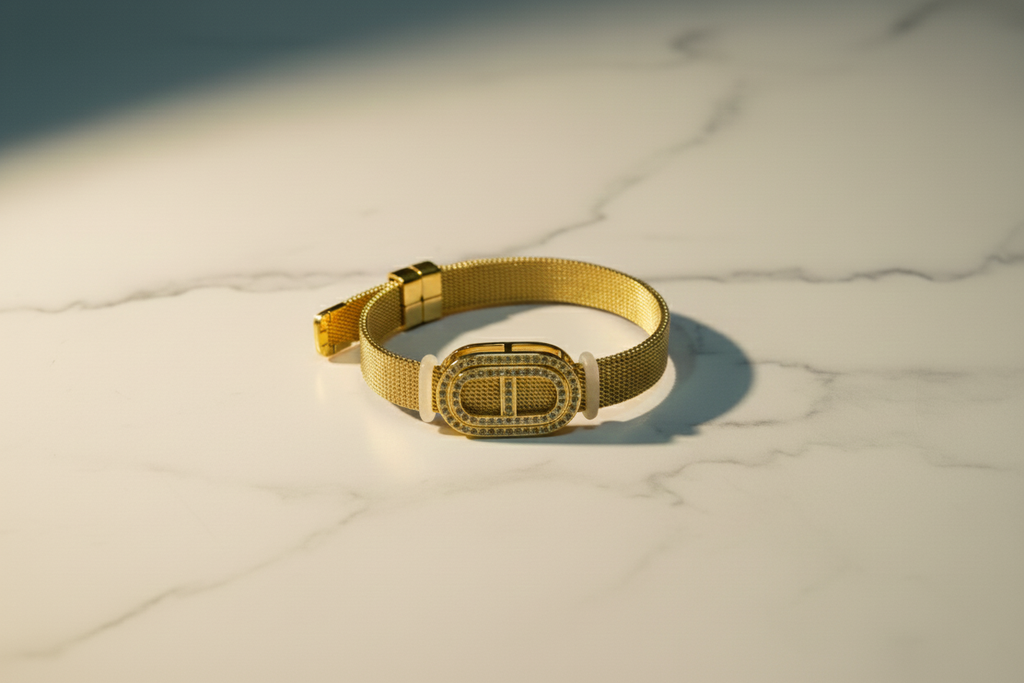 Hi-Fashion watch style super bracelet