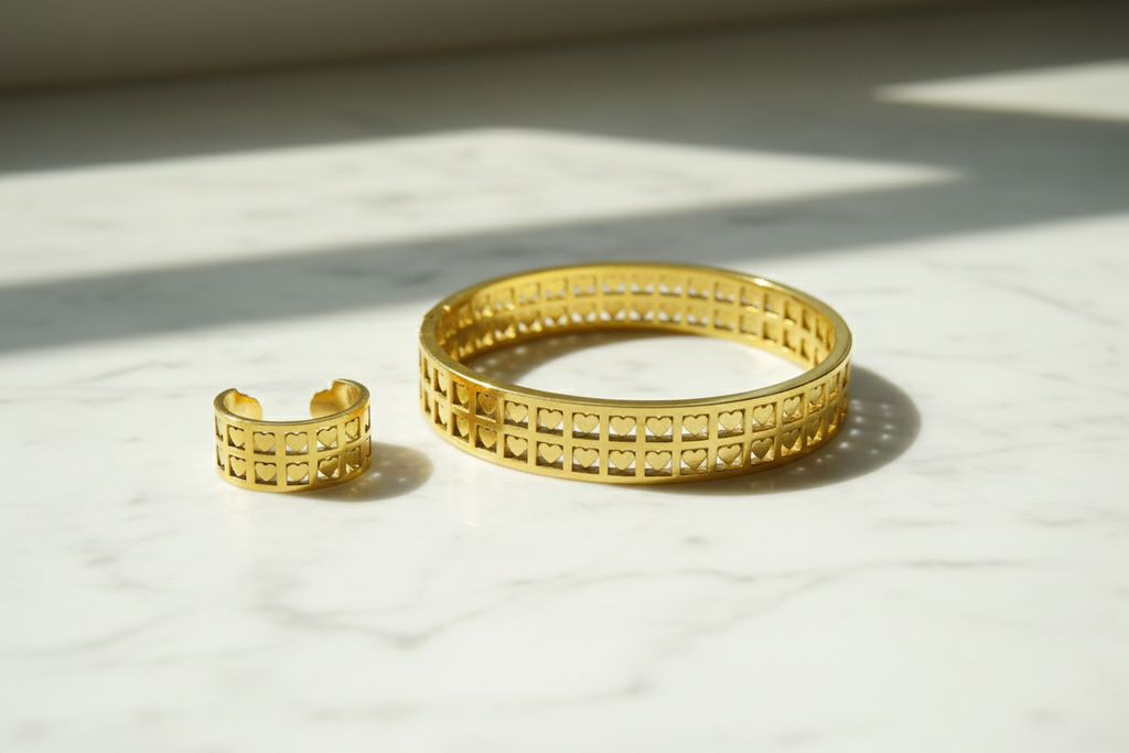 Love Framed Bracelet with ring