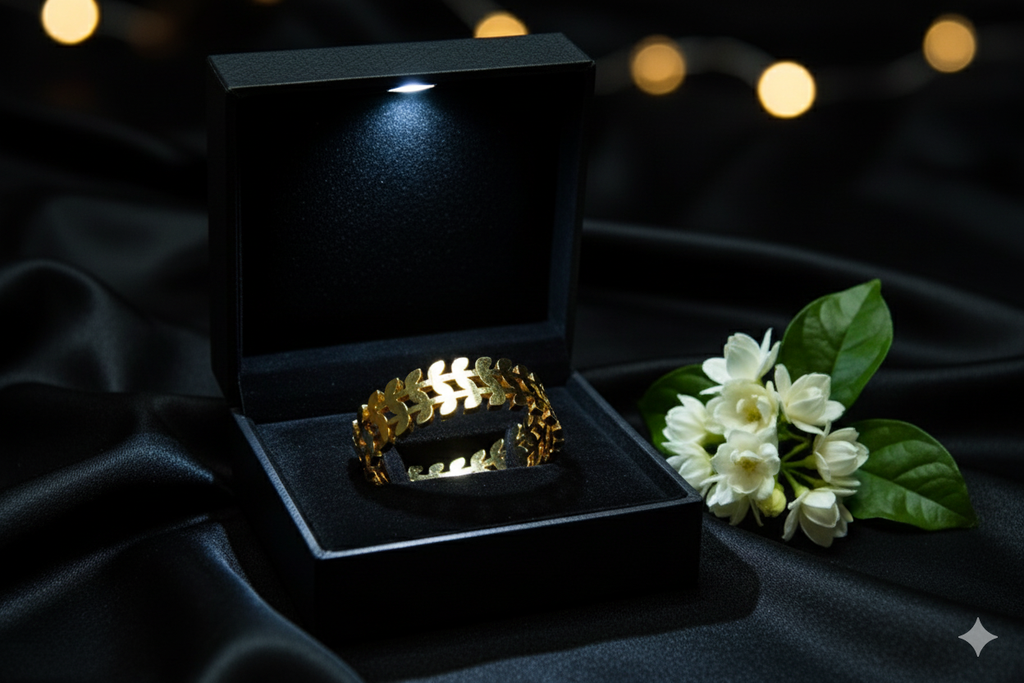 Leaf Structured Vintage Bracelet