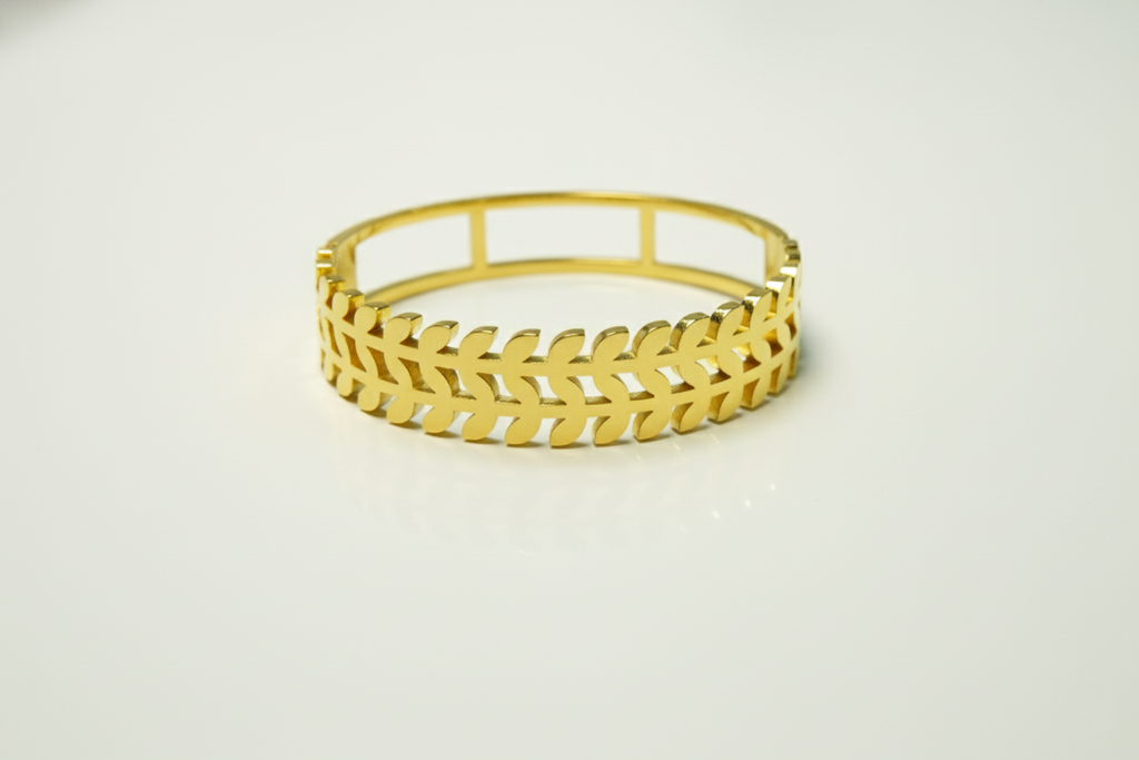 Leaf Structured Vintage Bracelet