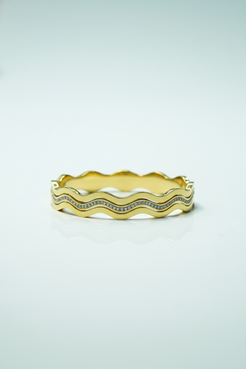 Glow Curve Bracelet