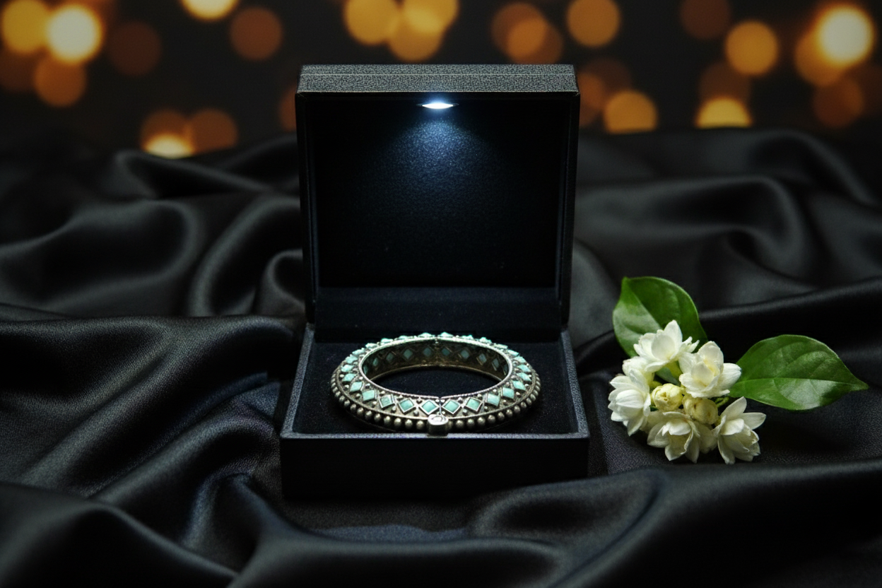 Brass Oxidised Chic Bracelet